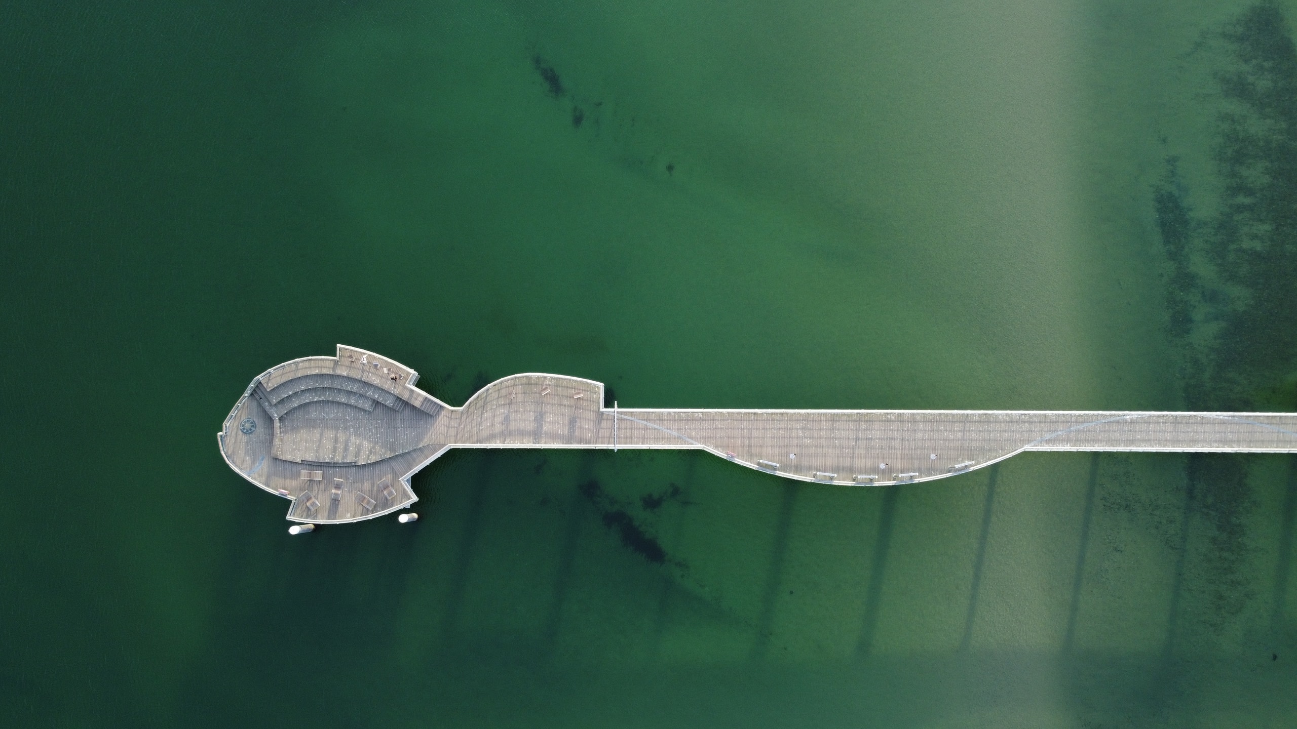 Die Niendorfer Seebrücke von oben